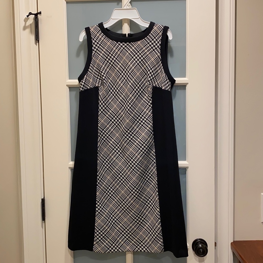 Women’s Kasper Sleeveless Dress Size 6